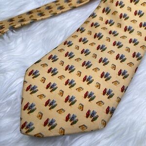 GUC Salvatore Ferragamo Tie